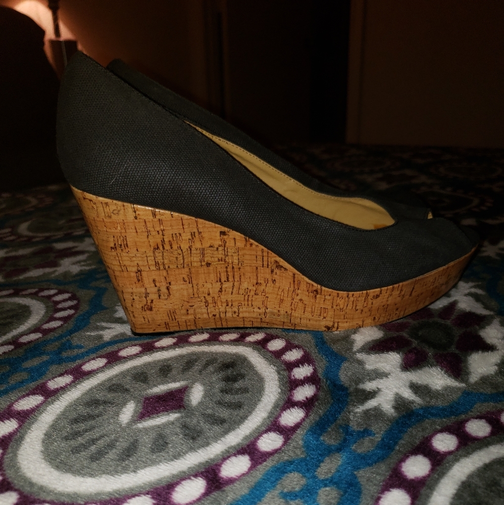 Nine west cork wedges